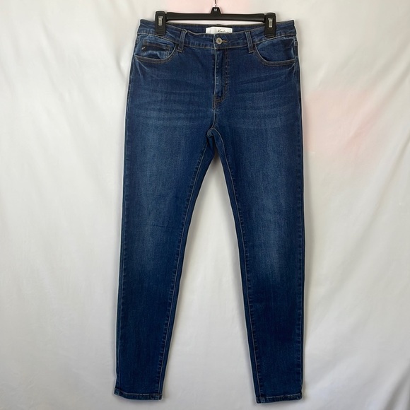 KanCan Denim - KanCan Medium Wash Skinny Ankle Stretch Denim Blue Jeans - Size 11/29  Waist 31"